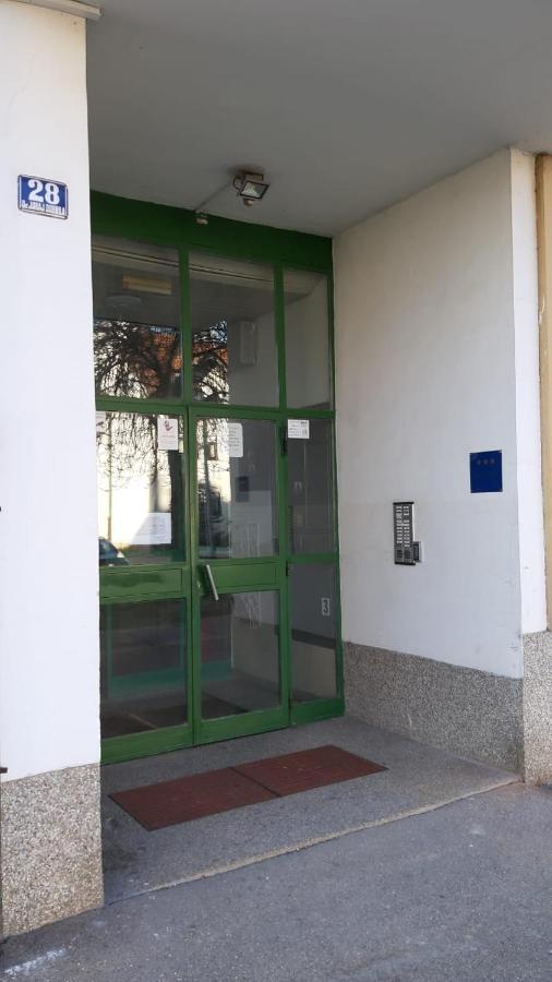 Art Studio Airport Zagreb Velika Gorica Luaran gambar